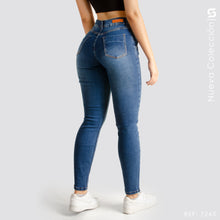 Cargar imagen en el visor de la galería, Mom Jeans Tiro Alto S7245