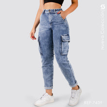 Cargar imagen en el visor de la galería, Mom Jeans Cargo Tiro Alto S7439