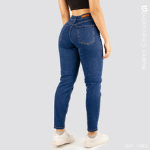 Cargar imagen en el visor de la galería, Mom Jeans Tiro Alto S7483