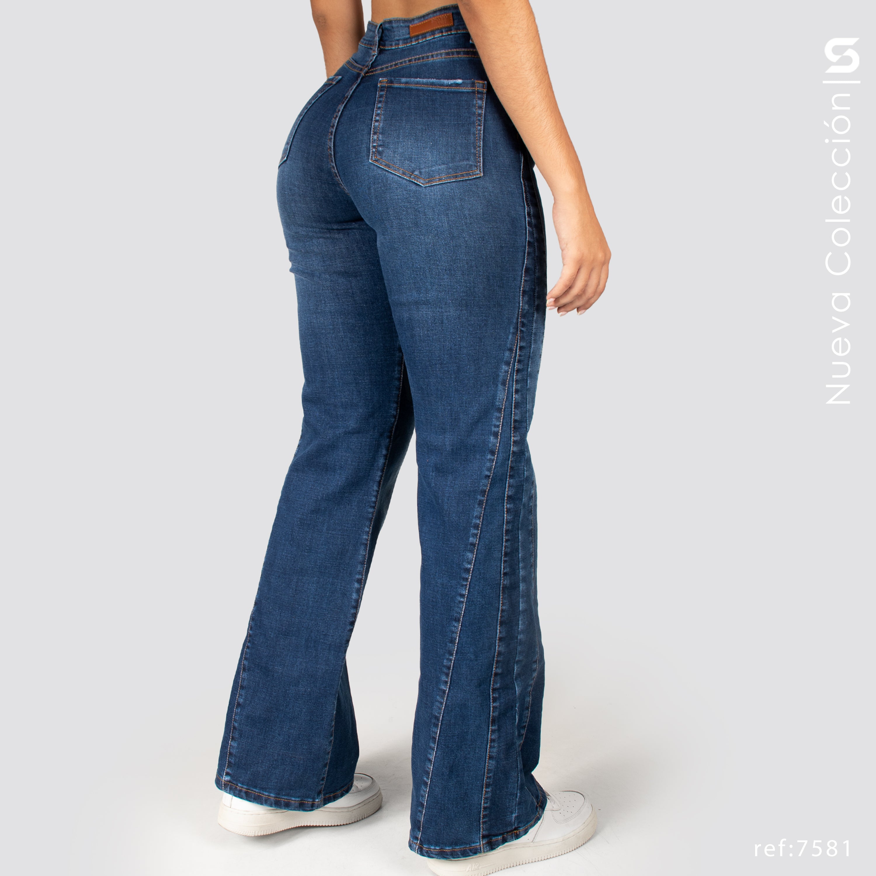Jeans Mom Flare Tiro Alto S7581