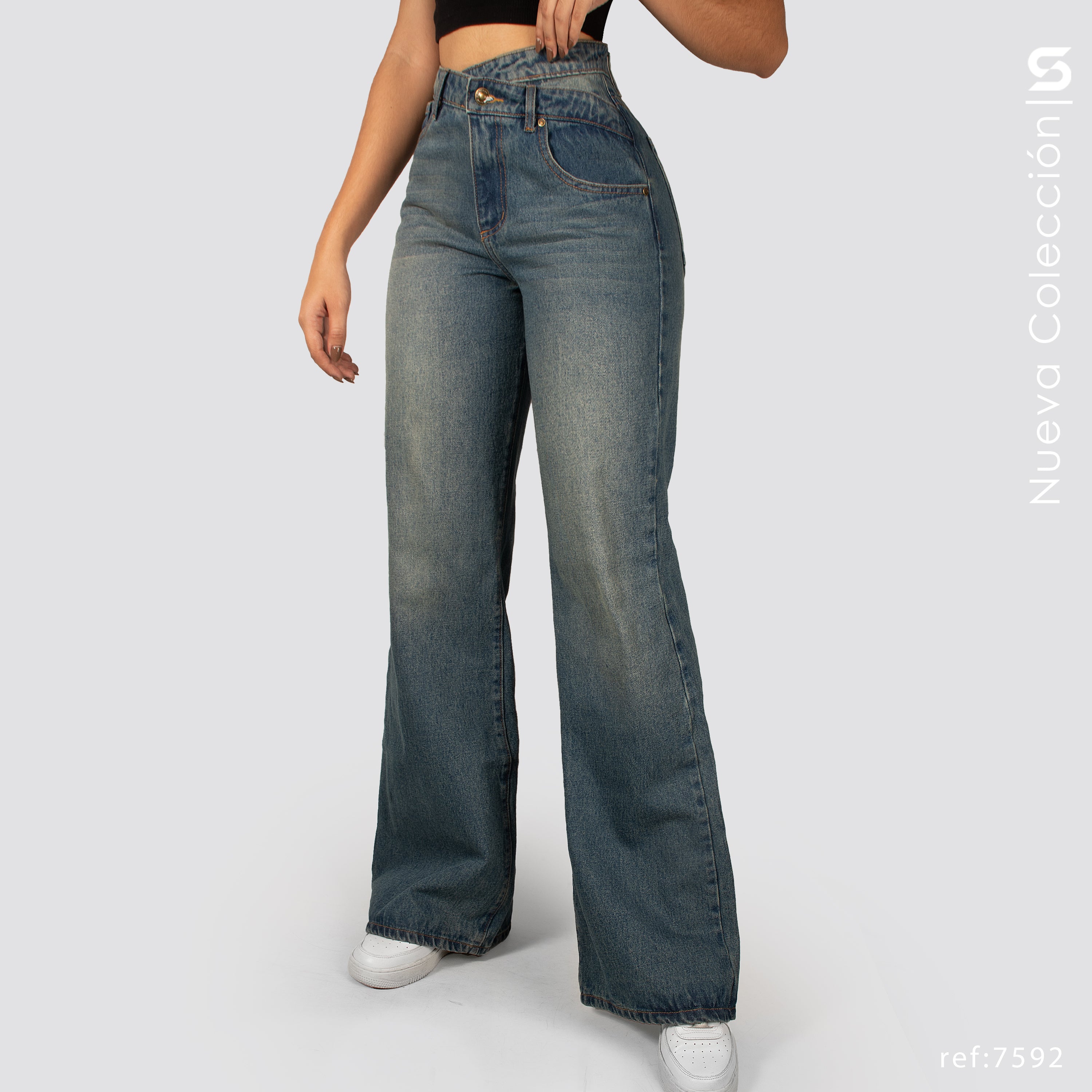 Jeans Mom Flare Tiro Alto S7592