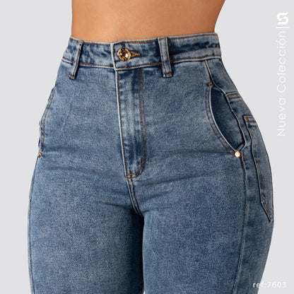 Jeans Mom Flare Tiro Alto 7603