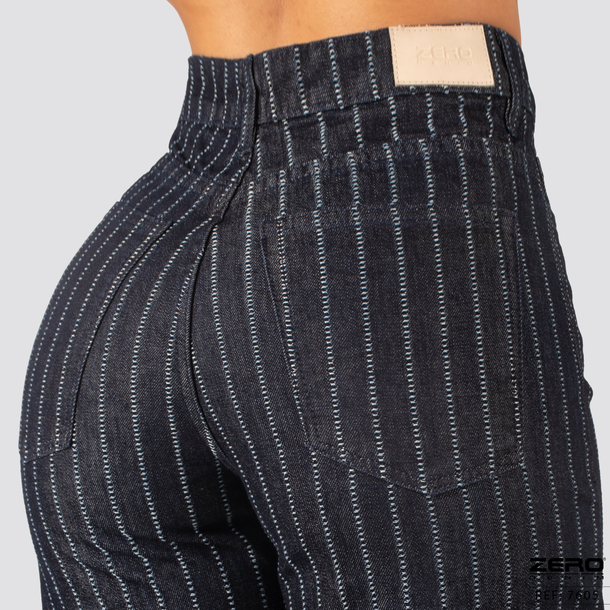 Pantalon Mom Flare Tiro Alto 7605