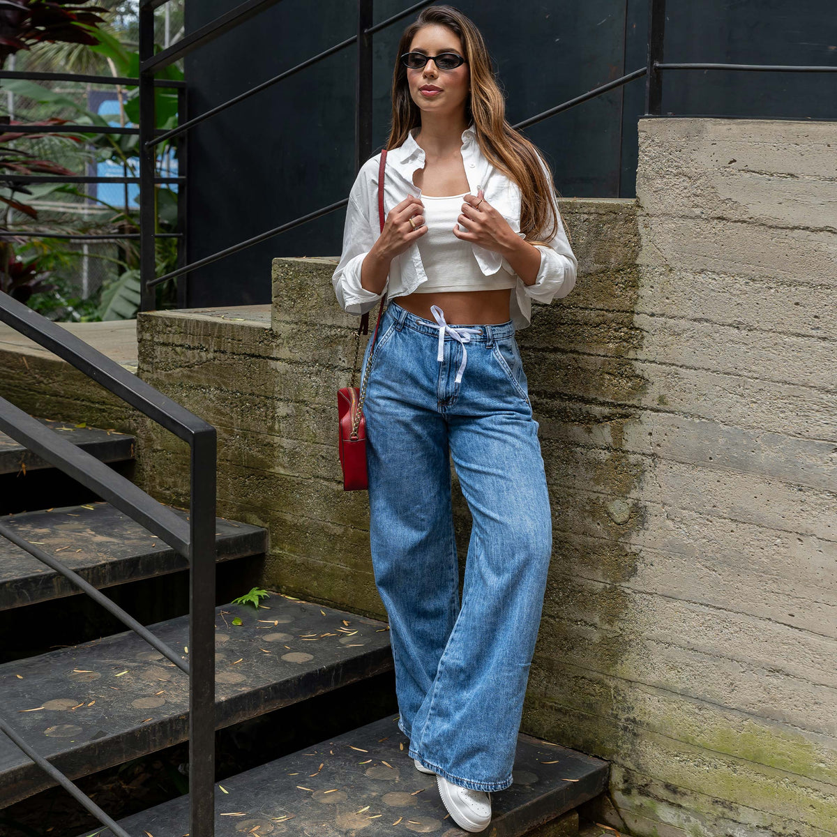 Jeans Mom Flare Rigido Tiro Alto S7584
